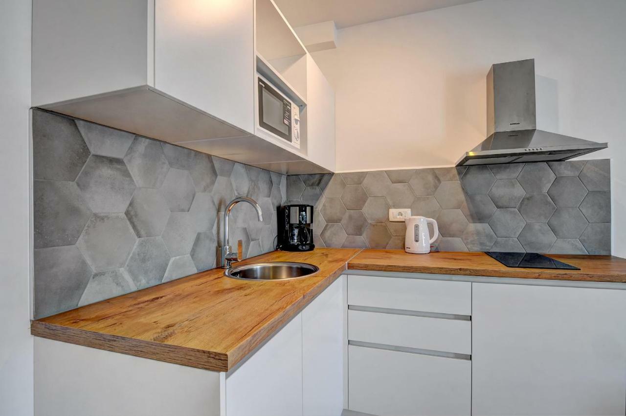 Apartman M Lägenhet Pula Exteriör bild